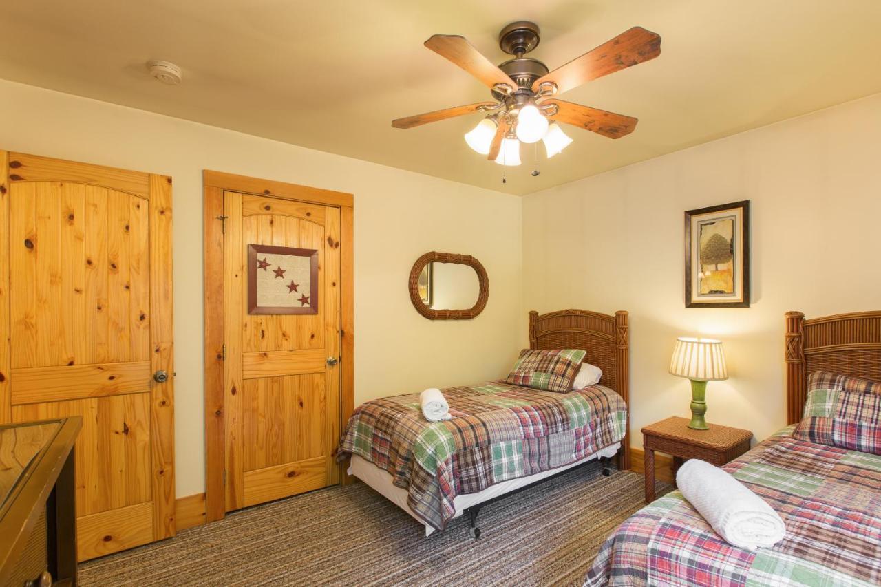 Rooster Ridge Villa Hendersonville Buitenkant foto